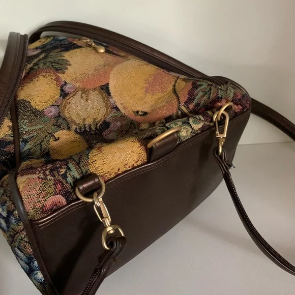 Vintage brocade purse backpack 2 in 1 - Picture 14 of 16